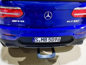 Kinderfahrzeug Mercedes Benz GLC63S AMG Zuggriff